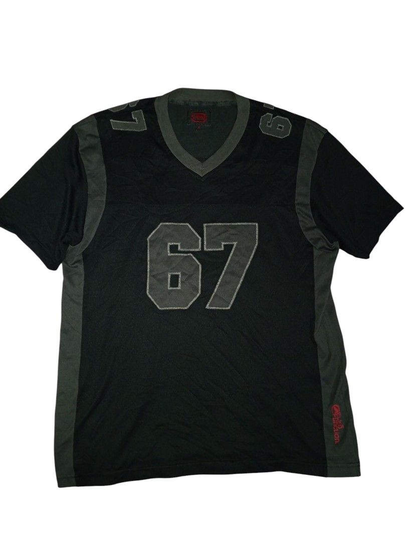 Vintage Ecko jersey (Category: Activewear) located in Binalbagan. Submitted by dalethrift (Listing ID 1371817372, Image 1). Description: freeshipping no flaws.