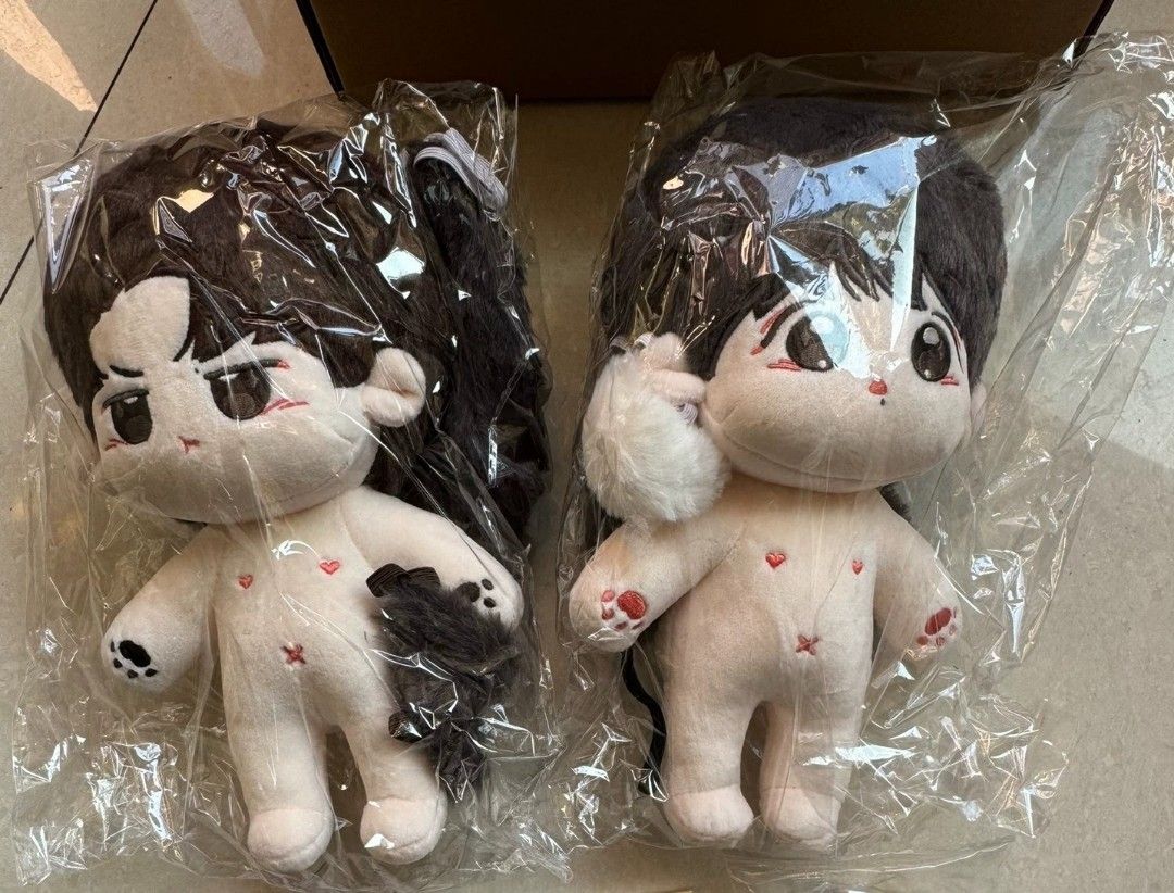 Wang Yibo & Xiao Zhan (Category: Designer & Blind Box Toys) located in Buenavista. Submitted by ikooniclifeph (Listing ID 1371833080, Image 1). Description: 🐰Xiao Zhan & 🦁Wang Yibo (Panther & Mooncake doll series) 20cm doll set (with clothes, detachable rabbit & cat ears, detachable rabbit scut and cat tail) — 2500 php WTS/LFB ♡dop: payo/1 week res w 50% nrdp ♡onhand ready to ship ♡dm to claim 🔖BJYX YiZhan.
