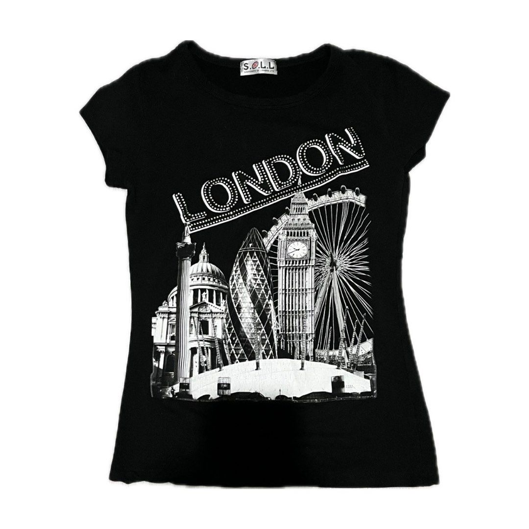 Y2k London Mcbling shirt fitted (Category: Shirts) located in Taguig. Submitted by chyrnb_ (Listing ID 1371807049, Image 1). Description: W 15 in L 23 in.