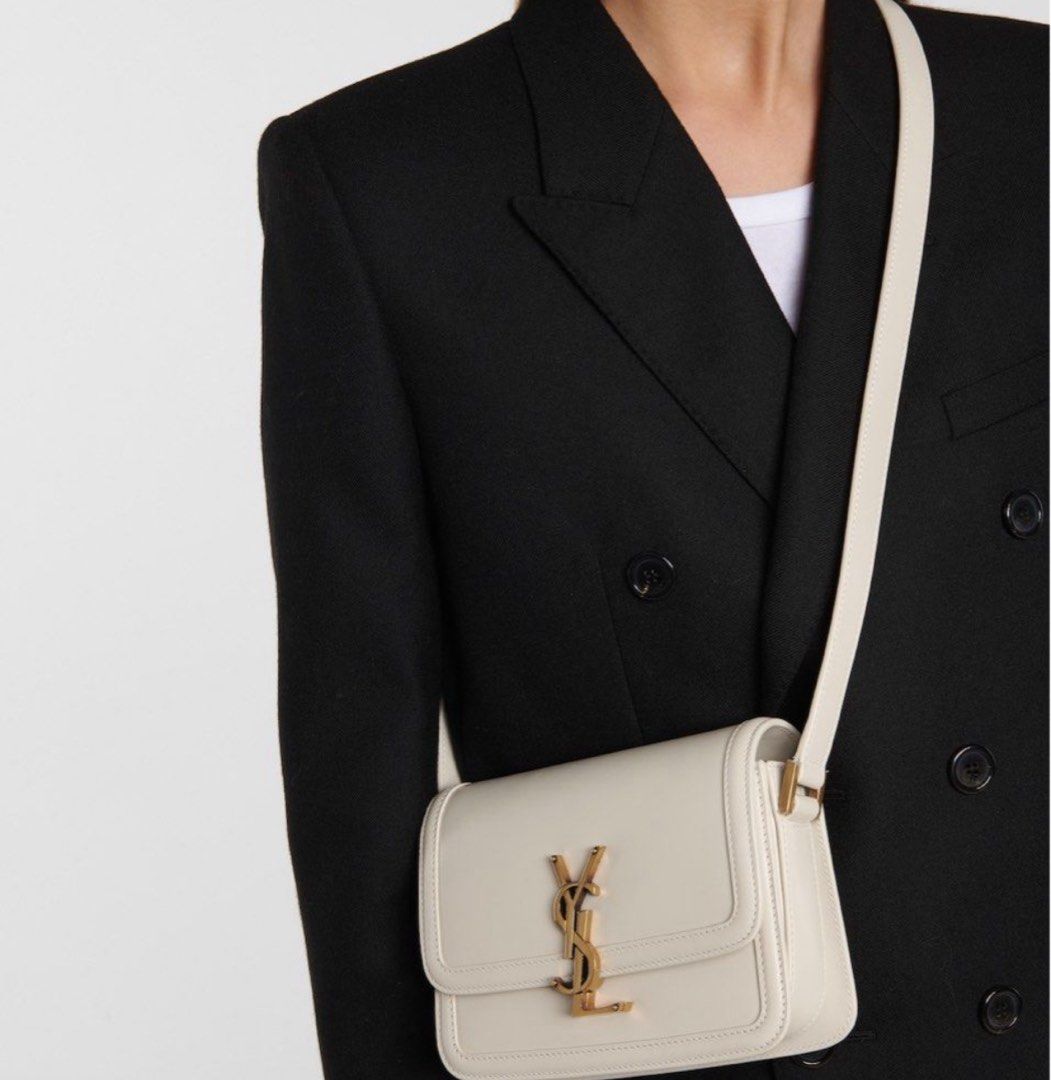 YSL Solferino Small (Category: Bags & Wallets) located in Singapore. Submitted by raulyezi (Listing ID 1371748772, Image 1). Description: Bag only 100% auntheric Bought it at carousel luxury the corner stains can be cleaned at bag spa .