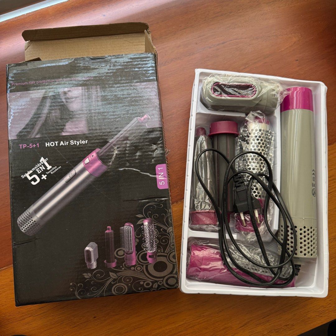 5-in-1 Hair Styler (Category: Hair) located in Manila. Submitted by declutterzoneee (Listing ID 1367097589, Image 1). Description: .