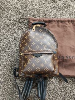 (Kategori: ) berada di . Dikirim oleh belishpreloved (ID iklan 1366984598, Gambar 1). Deskripsi: .