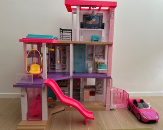 (Category: ) located in . Submitted by djeon (Listing ID 1366957034, Image 1). Description: .