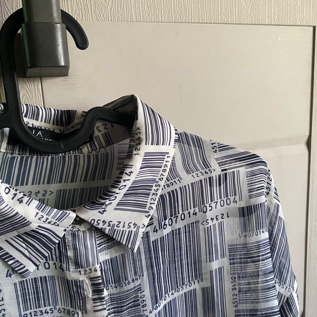 black and white barcode top see through (Category: Longsleeves) located in Manila. Submitted by grimerx (Listing ID 1366942412, Image 1). Description: .