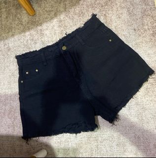 (Category: ) located in . Submitted by dedomedo (Listing ID 1367048262, Image 1). Description: .