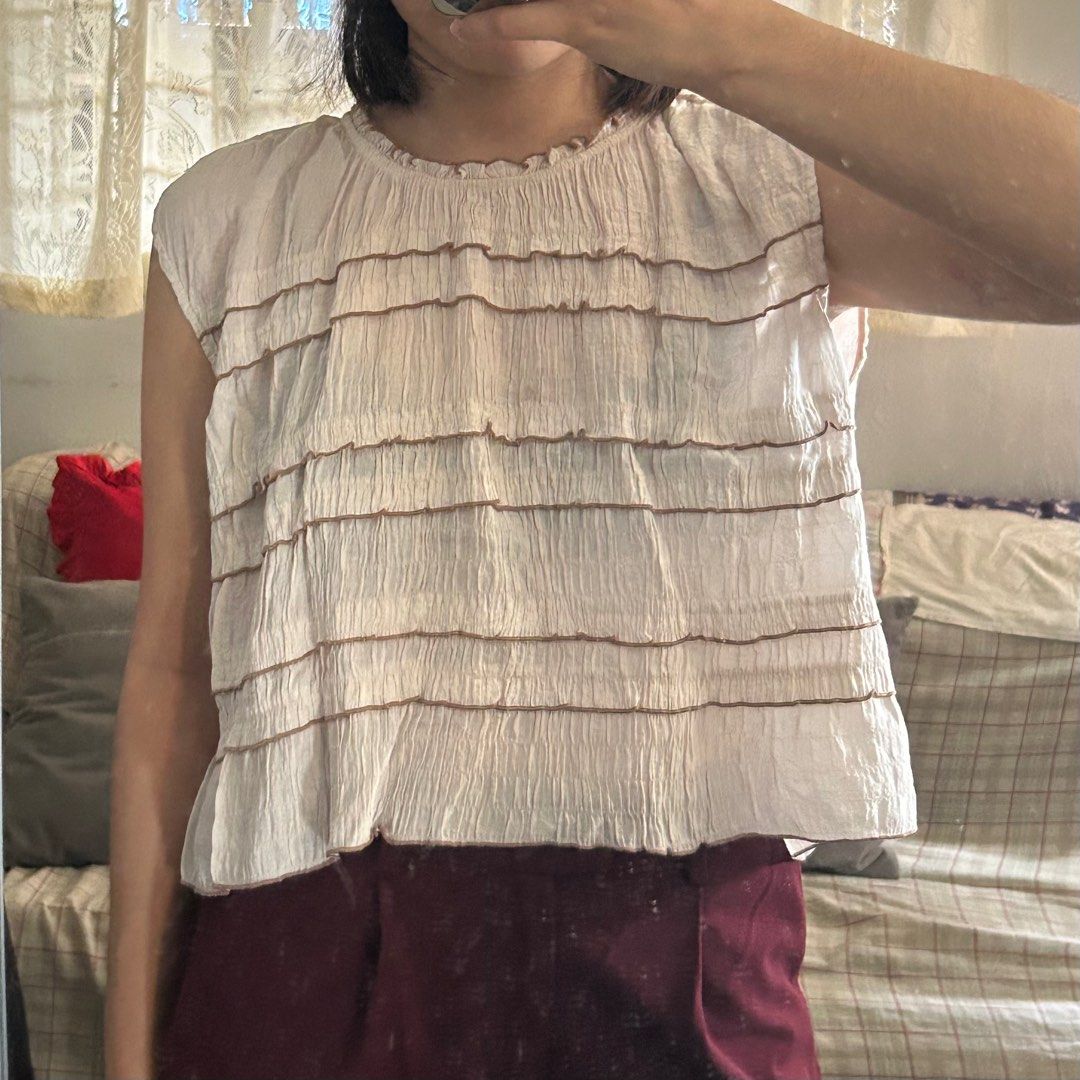 Black maxi dress / overall (Category: Dresses) located in Quezon City. Submitted by p0lingkit (Listing ID 1366991291, Image 3). Description: • used once • fits s-m • rfs: decluttering • selling the textured top as well in case interested for 200 .