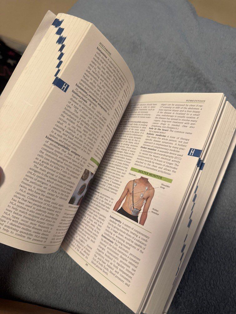 BMA illustrated medical dictionary (Category: Textbooks) located in Manila. Submitted by reecha99736913 (Listing ID 1367020340, Image 2). Description: cover has imperfections, the inside is good as new.