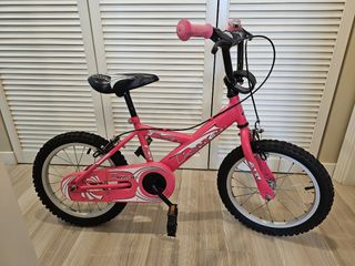 （分類：）位於 。 由 aktch 提交（商品編號 1366990742，圖片 1）。簡介： 。