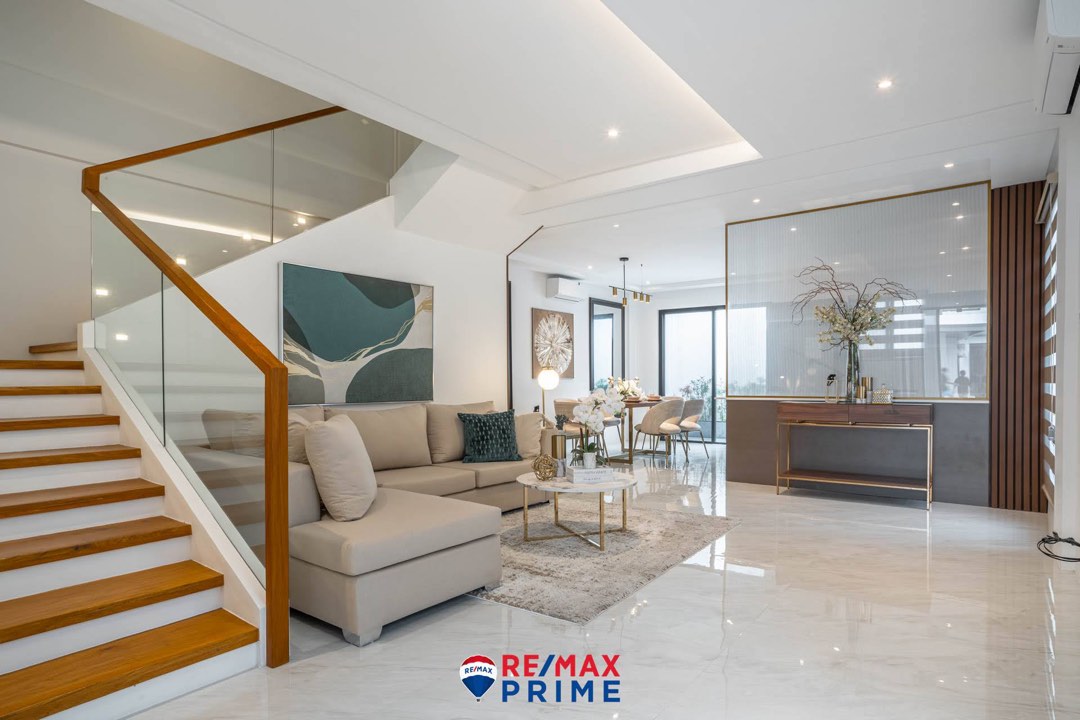 (Category: ) located in . Submitted by nicolo.remaxprimeph (Listing ID 1366999679, Image 1). Description: .