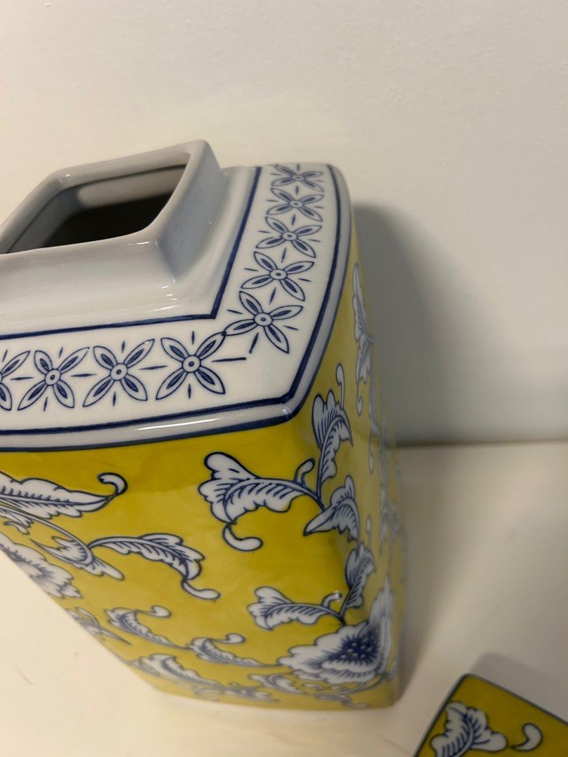 Ceramic yellow painted ginger jar65074871161729114