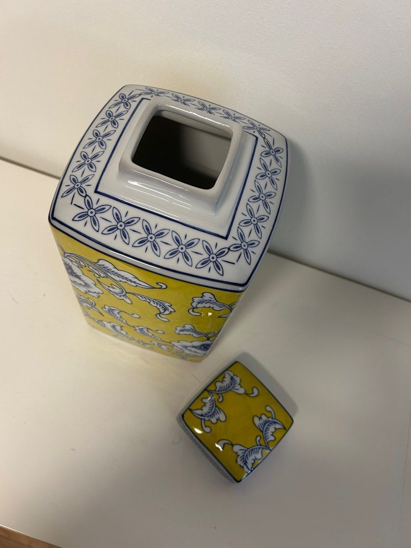Ceramic yellow painted ginger jar65074871161729113