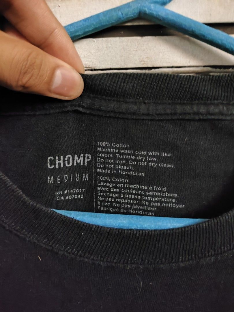 CHOMP SKULL TEE (Category: Tshirts & Polo Shirts ) located in Makati City. Submitted by nthy06 (Listing ID 1366957466, Image 3). Description: CHOMP SKULL UNDEAD TEE SIZE M (19W X 28L) NO ISSUE VERY GOOD CONDI 9/10 COLOR RATE.