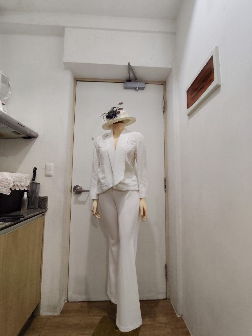 Civil wedding blazer Pants Set White (Category: Sets or Coordinates) located in Manila. Submitted by deleonhann57311 (Listing ID 1367077590, Image 3). Description: se medium to large.
