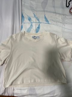 (Category: ) located in . Submitted by toomany.clothes (Listing ID 1366978647, Image 1). Description: .
