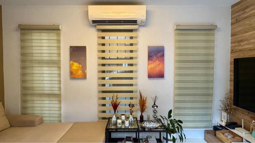 Curtain Blinds (Category: Curtains & Blinds) located in Quezon City. Submitted by 2ndtake (Listing ID 1366935562, Image 3). Description: Curtain blinds. White. 3 pieces. Never used because we changed color. Complete. Ready to install. Well kept. 3rd picture is how it will look like. (74cm x 200cm).