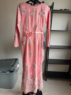 (Category: ) located in . Submitted by preloved_ae (Listing ID 1366932962, Image 1). Description: .