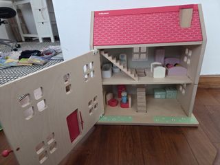 (Category: ) located in . Submitted by sarbarr148 (Listing ID 1366913427, Image 1). Description: .