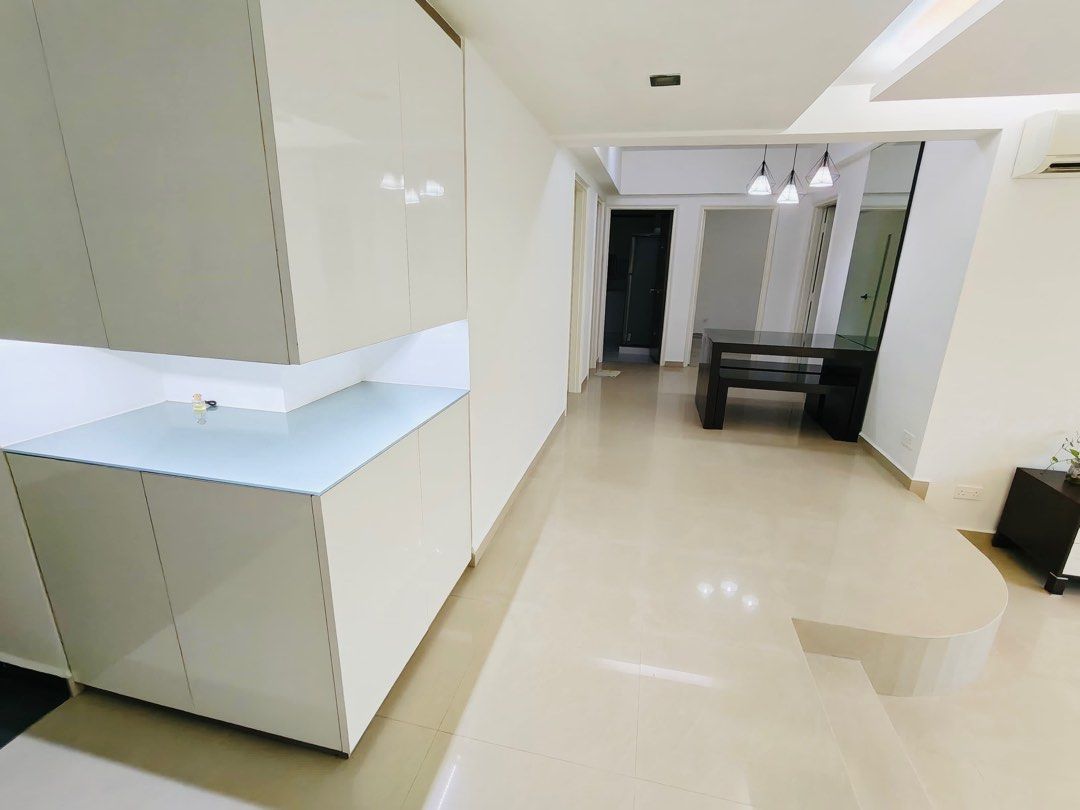 Escada View | District 14 Freehold Landed Enclave 3 Bed 3 Bath Unit With Yard Area!62863113876482112