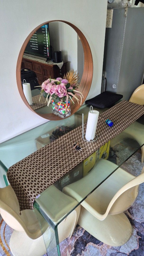 Glass Dining table (Category: Other Home Furniture) located in Singapore. Submitted by fi_quin10 (Listing ID 1366972734, Image 1). Description: L150cm × W80cm Slight Crack at the bottom. But not obvious. Can view first..