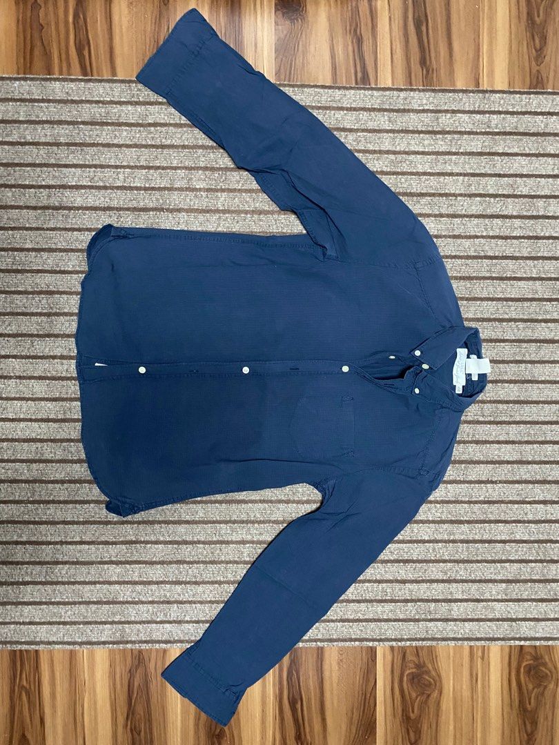 H&M S LONG SLEEVE (Category: Tshirts & Polo Shirts ) located in Marikina City. Submitted by _nathan7 (Listing ID 1367030992, Image 1). Description: .