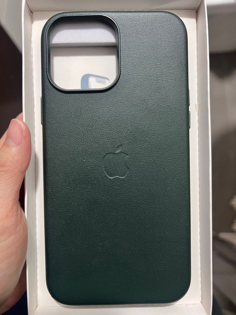 iPhone 13 Pro Max (Category: iPhone 13 Series) located in Kuala Langat. Submitted by x_kikipie_x (Listing ID 1366954033, Image 1). Description: Superb Condition COLOR: Emerald Green Leather Case Mag Safe.