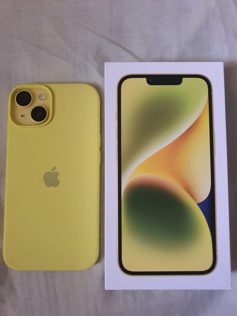 Iphone 14 (Category: iPhone 14 Series) located in Taguig. Submitted by tidytitan (Listing ID 1366264876, Image 2). Description: Complete with box Openline 2 slots- Esim and physical sim.