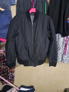(Kategori: ) berada di . Dikirim oleh monzazee (ID iklan 1366986548, Gambar 1). Deskripsi: .