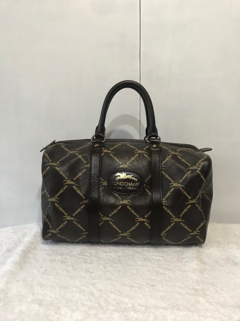 LONGCHAMP leather boston 33 (Category: Luxury Bags & Wallets) located in Davao. Submitted by axelgalz (Listing ID 1366979254, Image 1). Description: LONGCHAMP leather boston 33 Authentic vintage Full leather Excellent condition .
