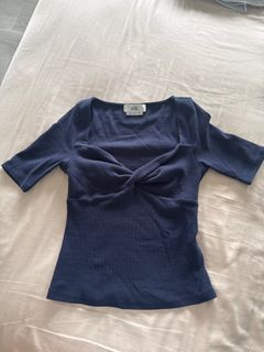 （分類：）位於 。 由 iszra 提交（商品編號 1366949974，圖片 1）。簡介： 。