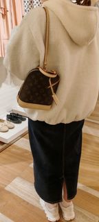 （分類：）位於 。 由 chiuivymw 提交（商品編號 1366936331，圖片 1）。簡介： 。