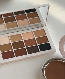 （分類：）位於 。 由 nxraa 提交（商品編號 1367052022，圖片 1）。簡介： 。