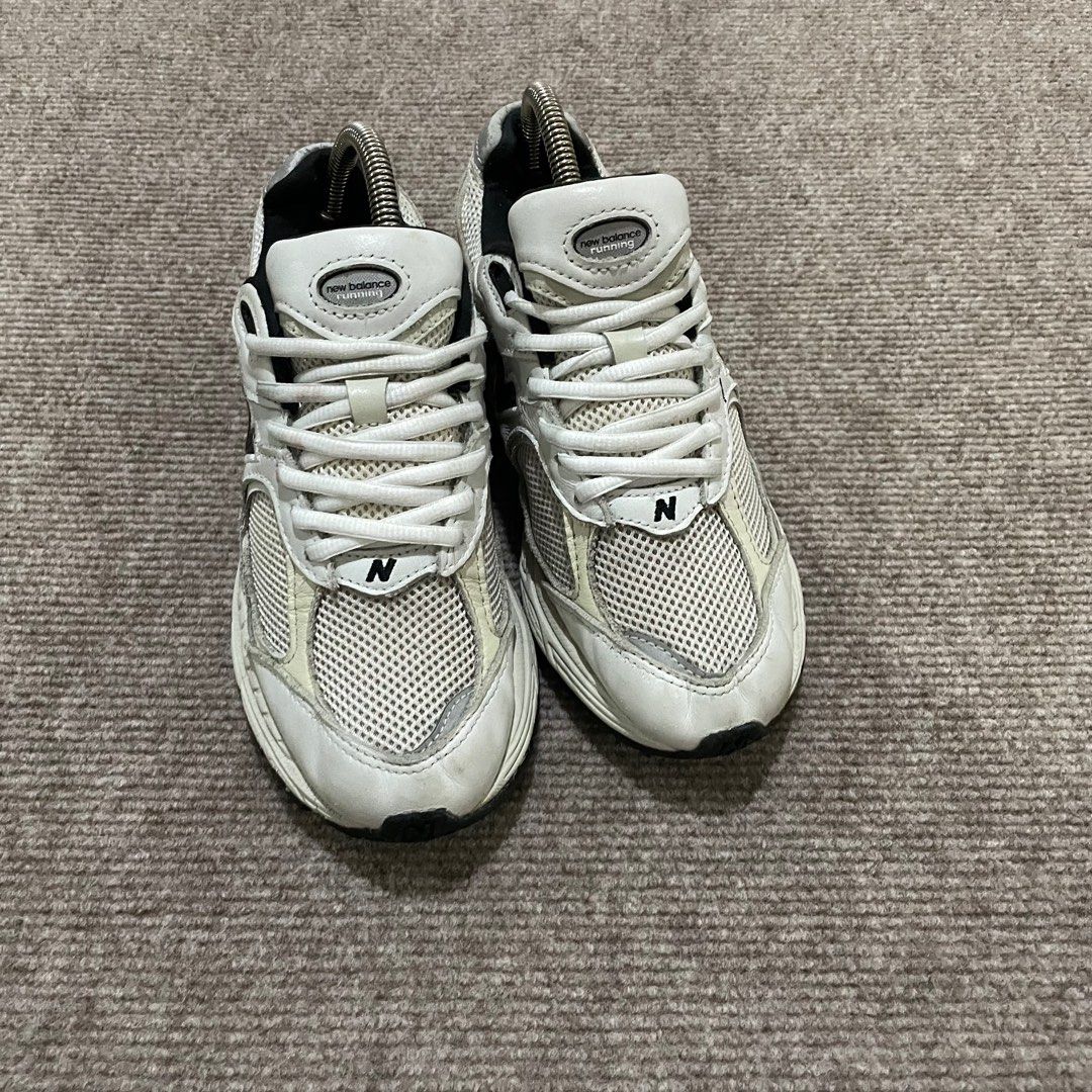 NB2002R Atlas Haze (Category: Sneakers) located in Davao. Submitted by 082archive (Listing ID 1367087308, Image 2). Description: Very good condition 7W/23.5CM.