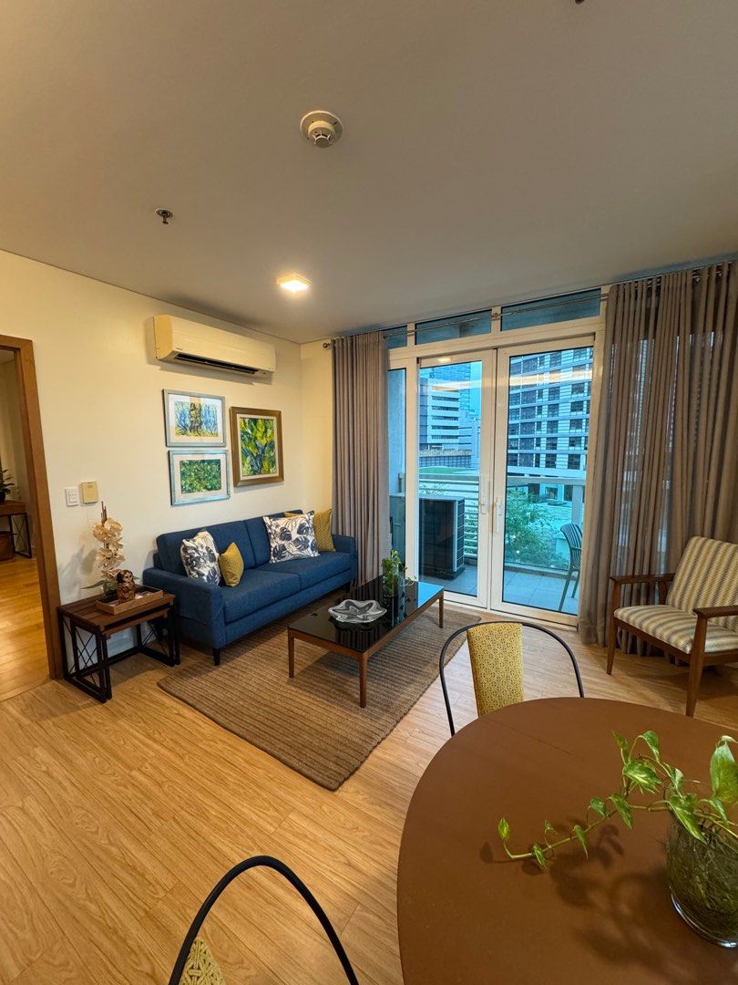 Park Terraces 1BR For Lease! (Category: Apartments & Condos) located in Makati City. Submitted by enzofern (Listing ID 1367024045, Image 2). Description: For lease! 1BR in Park Terraces 6th floor Tower 1 76 sqm 1BR 1TNB 1 parking slot Garden towers and tower 1 pool view 110K per month.