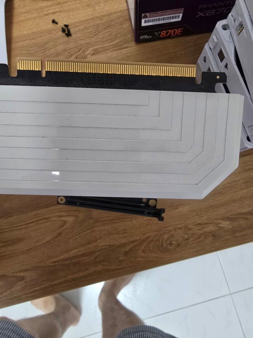 PCIE40 4.0 Luxury

Riser Cable63221803060737112