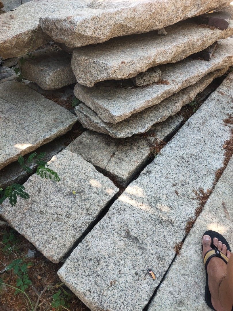 Piedra china stone (Category: Construction & Building Materials) located in Quezon City. Submitted by jhanjhan23 (Listing ID 1367061271, Image 2). Description: Piedra China or buhay na Bato for sale Assorted size Crazy cut Pandi unan Bench Perfect For ✅WALL CLADDING ✅CAR GARAGE ✅GARDEN DECOR ✅STEPPING STONE ✅PATHWAYS ✅LANDSCAPING NEEDS ➡️TAKE ALL Benebenta Location Brgy Pantok quarry road Binangonan Rizal Call or text 09164315077.