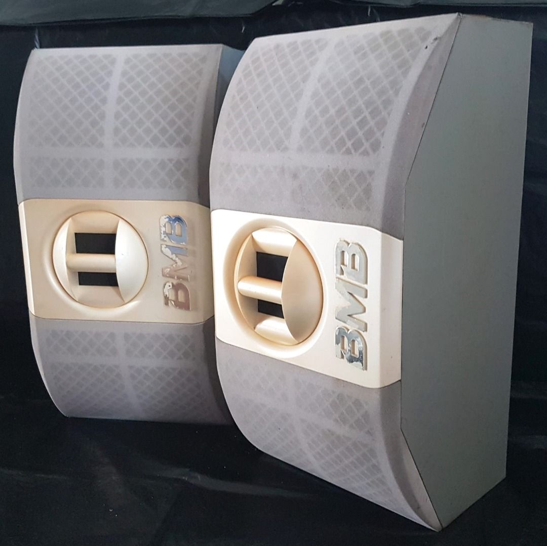 Professional BMB Loudspeakers, Model CSR-100, JAPAN, Retro BMB Speaker System, Stereo 400 Watts, Home Entertainment, HIFI, TV, KARAOKE, PA, Cool Music Speakers, High Performance, Decorative Display, Sleek Studio Showpiece, Good Working BMB Sound System (Category: Soundbars, Speakers & Amplifiers) located in Singapore. Submitted by warehouseno5 (Listing ID 1366928312, Image 1). Description: Professional BMB Loudspeakers, Model CSR-100, JAPAN, BMB 