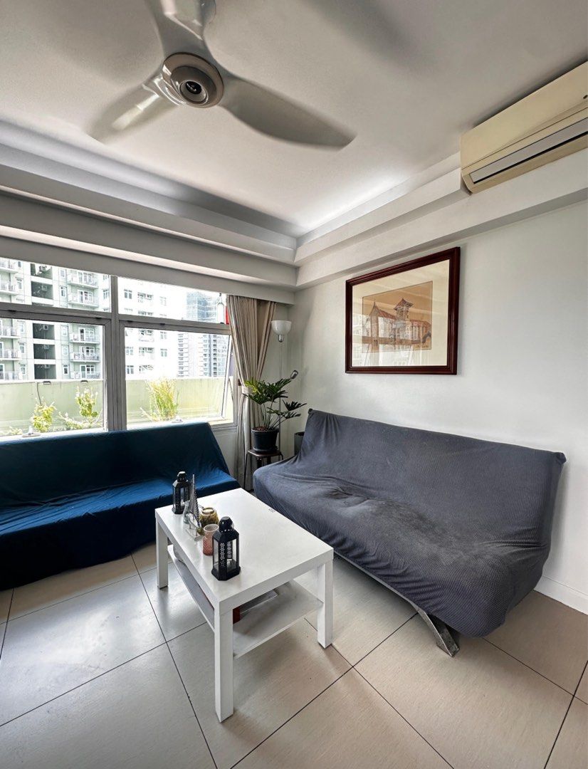 Red Oak Two Serendra (Category: Apartments & Condos) located in Taguig. Submitted by brokerhanstaneo_09178038728 (Listing ID 1366928316, Image 2). Description: 𝐅𝐎𝐑 𝐒𝐀𝐋𝐄: Special 𝟐𝐁𝐑 𝐂𝐨𝐧𝐝𝐨 𝐔𝐧𝐢𝐭 𝐢𝐧 𝐑𝐞𝐝 𝐎𝐚𝐤, 𝐓𝐰𝐨 𝐒𝐞𝐫𝐞𝐧𝐝𝐫𝐚, 𝐁𝐆𝐂 • Floor Area: 111sqm • 2 Bedrooms • 2 Bathrooms •with powder room • Maid’s area with t&B • 1 parking slot • with an EXTRA large terrace (can actually be used as an indoor golf practice a