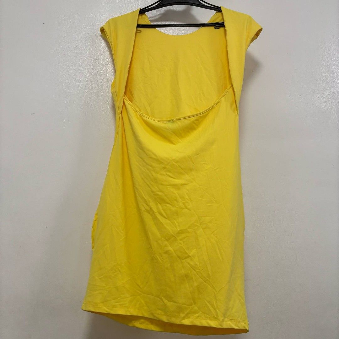 SHEIN Double Linen Bodycon Backless Mini Dress (Category: Dresses) located in Pasig City. Submitted by niniky.a (Listing ID 1366970136, Image 1). Description: SHEIN Double Linen Bodycon Backless Mini Dress • Brand new • Size L • ₱200 (300+ on the app) dm to grab this steal.