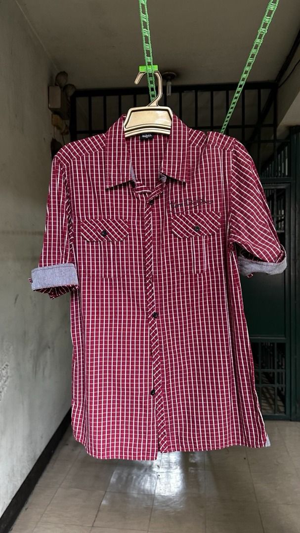Von Dutch Polo (Category: Formal Shirts) located in Manila. Submitted by neilmatthewlua (Listing ID 1366954358, Image 1). Description: DECLUTTERING SALE Von Dutch Polo - Great for layering, and as is! MOP: GCash/Bank Transfer.
