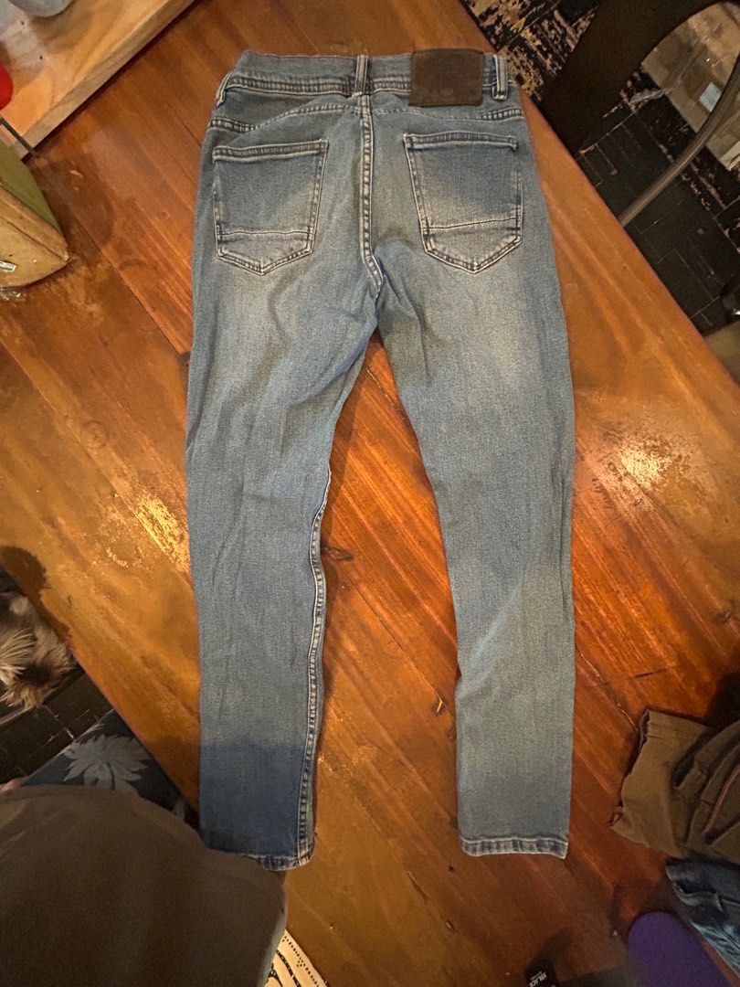 Zara jeans for men (Category: Jeans) located in San Juan City. Submitted by monkeyon3rd (Listing ID 1366979588, Image 2). Description: 100% authentic zara jeans Slim fit Fit 30 waist Pickup at greenhills san juan city Or j&t next day delivery Buyer shoulders shipping fee .