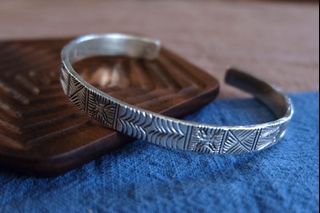 （分類：）位於 。 由 something.ethnic 提交（商品編號 1360349917，圖片 1）。簡介： 。