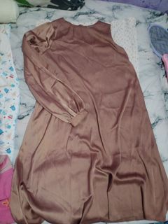 (Kategori: ) berada di . Dikirim oleh caciepreloved.bdg (ID iklan 1372042166, Gambar 1). Deskripsi: .