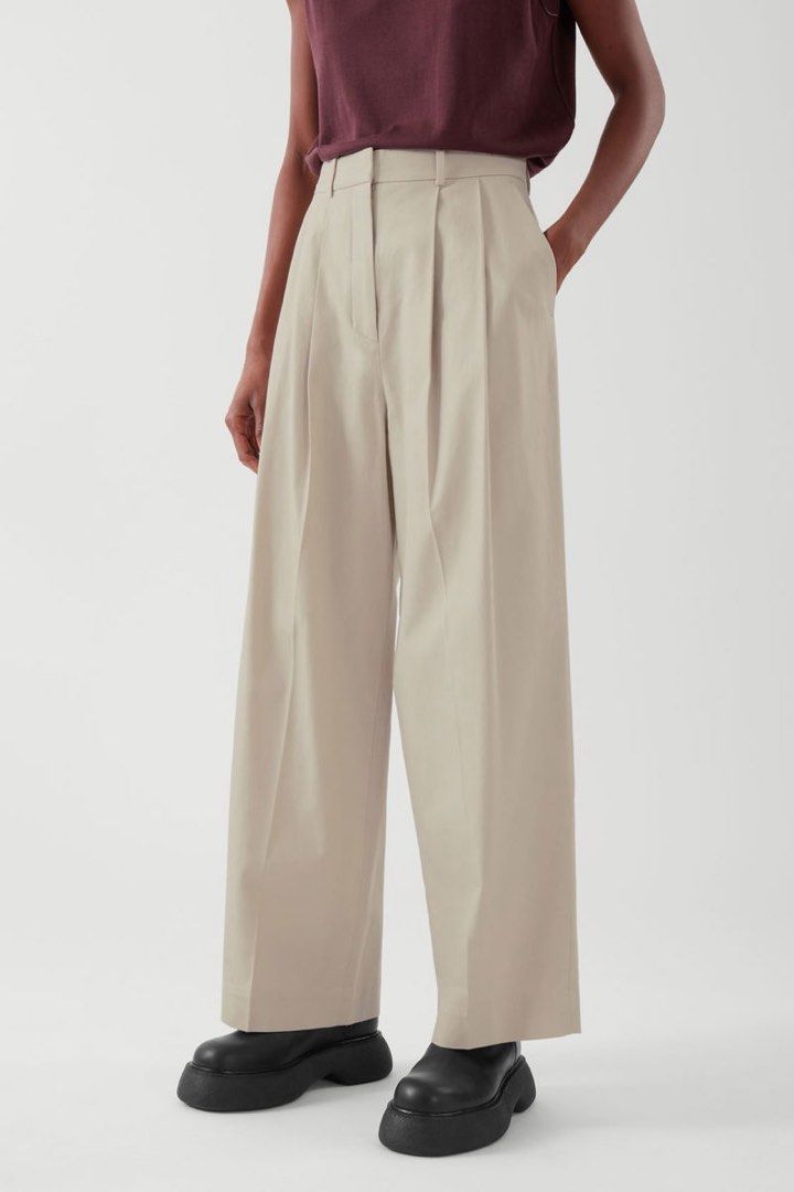 Authentic COS Wide leg tailored trousers (Category: Other Bottoms) located in Cagayan de Oro. Submitted by jcb2017 (Listing ID 1372020126, Image 1). Description: Used once only All of the items listed here were purchased directly from the stores at full price. I am simply decluttering, i do not resell 😅🥰.