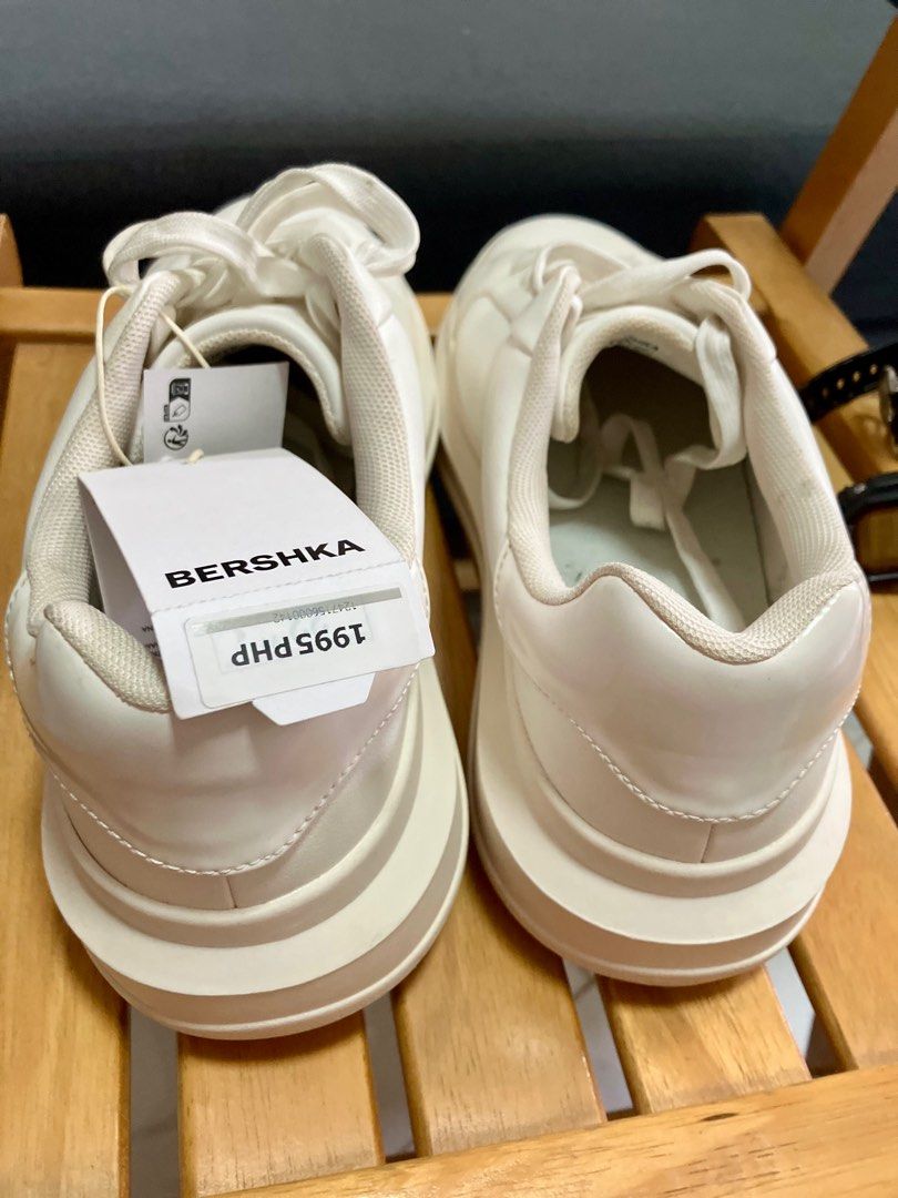 Bershka Triple white shoes (Category: Casual Shoes) located in Quezon City. Submitted by edurbansky_09 (Listing ID 1372028640, Image 2). Description: Bershka White Casual Shoes Color: Triple White Size: 42 (US 9 - Men’s) SRP: 1995 php Worn once for a special event — still in like new condition! Reason for selling: Not being used anymore. Feel free to message me if you have any questions or need more details. 😊.