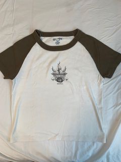 Brandy Melville Sweater, 女裝, 上衣, 長袖衫 - Carousell