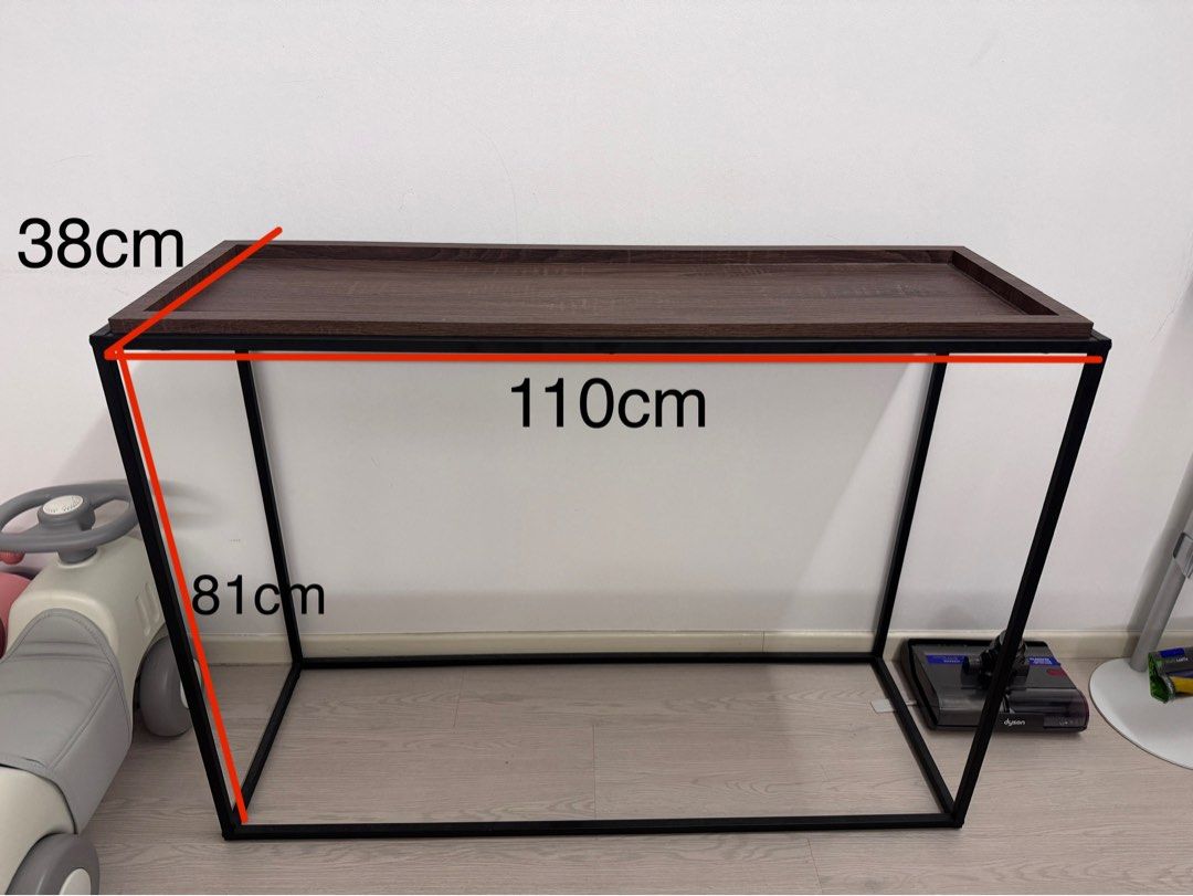 Console table (Category: Tables & Sets) located in Singapore. Submitted by wilsonswj (Listing ID 1372065020, Image 1). Description: Decluttering home. Decided to let this console table go. Self collection.