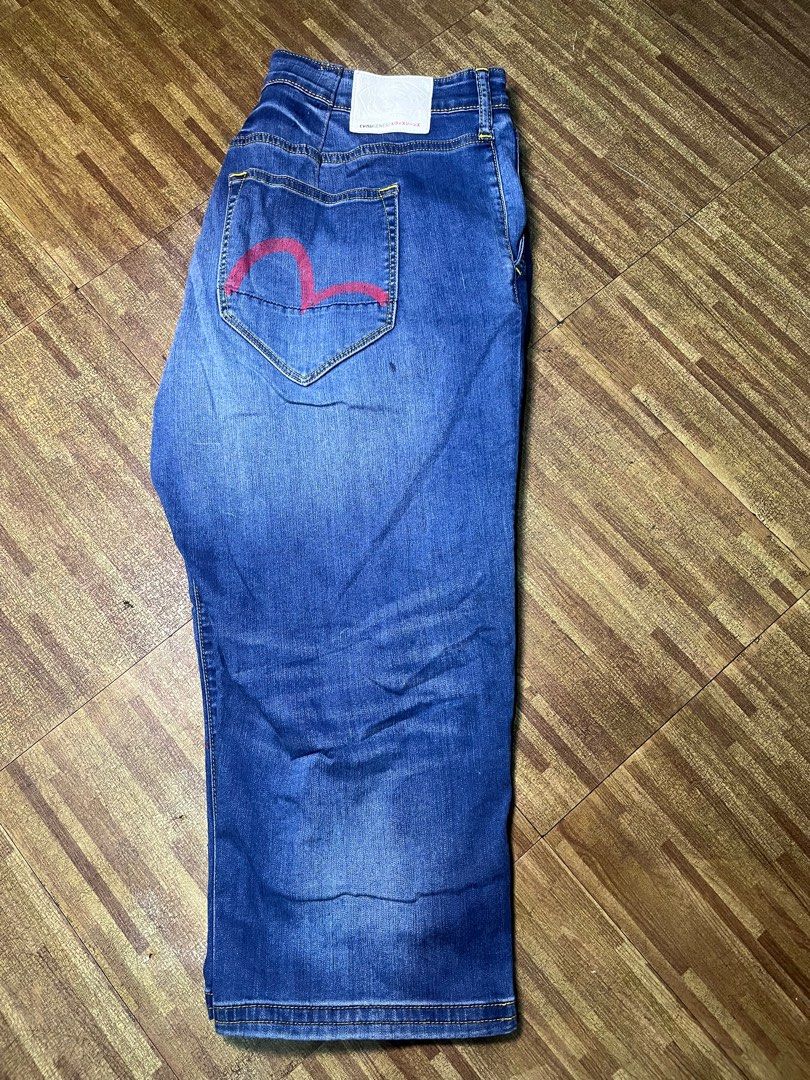 Evisu Genes (Category: Jeans) located in Baguio. Submitted by lattethrift21 (Listing ID 1372033569, Image 3). Description: Evisu genes denim jeans Size 39 on tag 31 length x 20 width x 10 leg opening Excellent condition No issue Baguio loc free shipping.