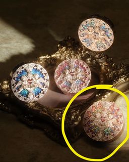 Flower Knows Little Angel 花知曉 小天使系列 浮雕高光粉 03 詠嘆贊歌 Chanting Anthem 送腮紅粉撲64231876228866110