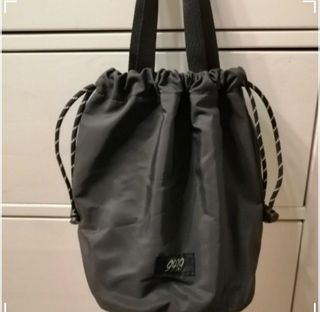 （分類：）位於 。 由 mi.time 提交（商品編號 1371905129，圖片 1）。簡介： 。