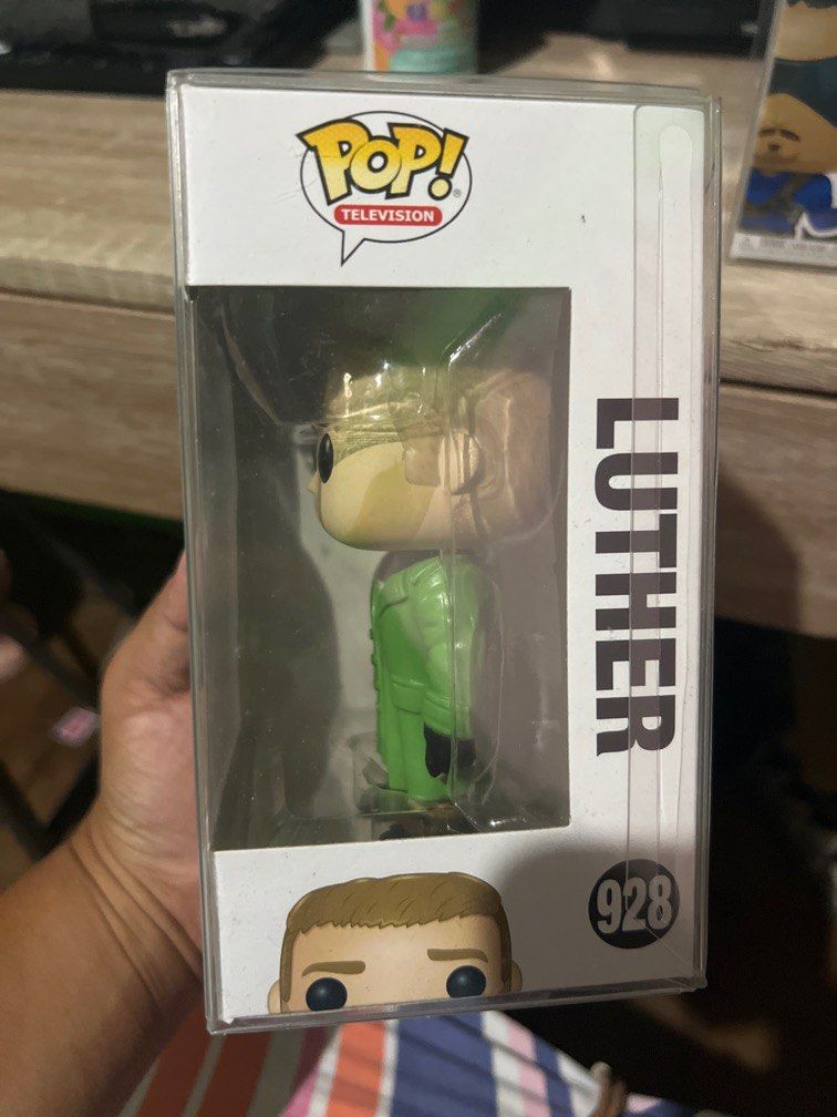 Funko Pop Umbrella Academy Luther (Category: Figurines & Statues) located in Naujan. Submitted by micoh0827 (Listing ID 1372056193, Image 3). Description: Umbrella Academy Luther.